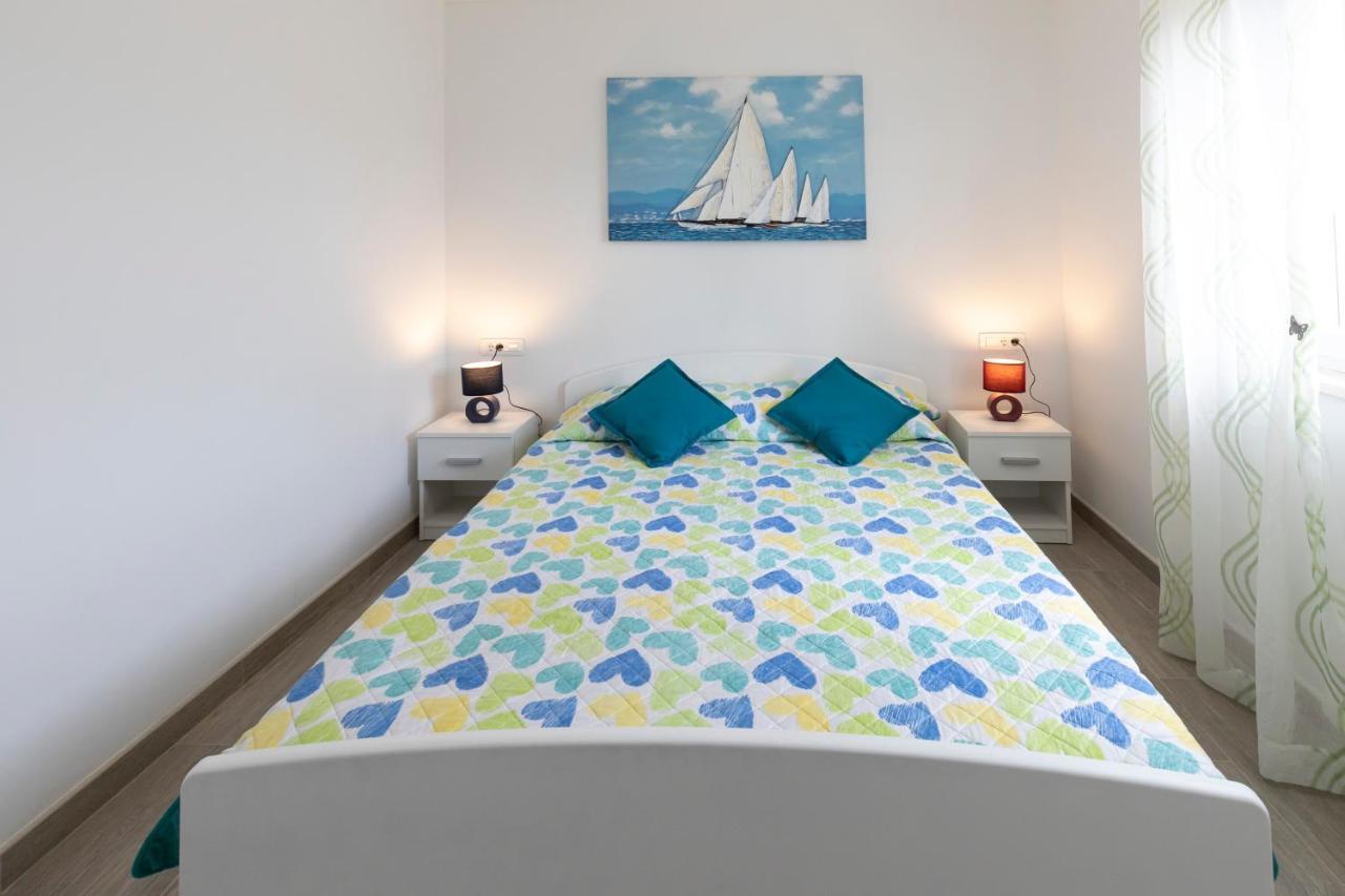 Villa Little Hill بوستيرا المظهر الخارجي الصورة
