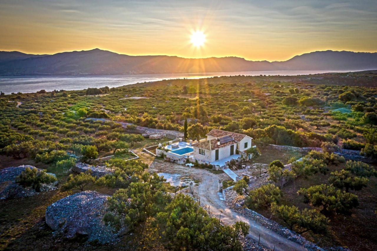 Villa Little Hill بوستيرا المظهر الخارجي الصورة