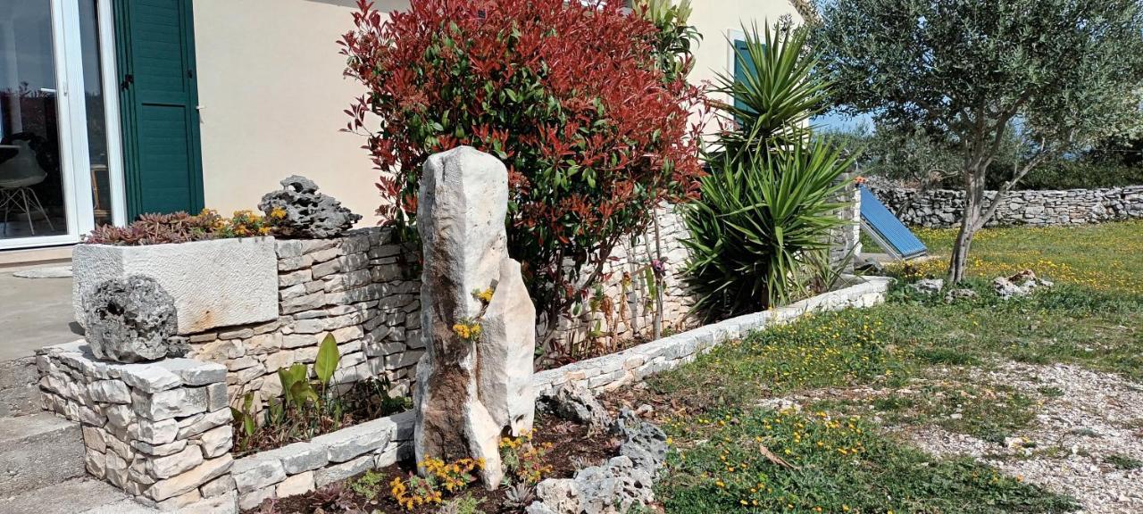 Villa Little Hill بوستيرا المظهر الخارجي الصورة