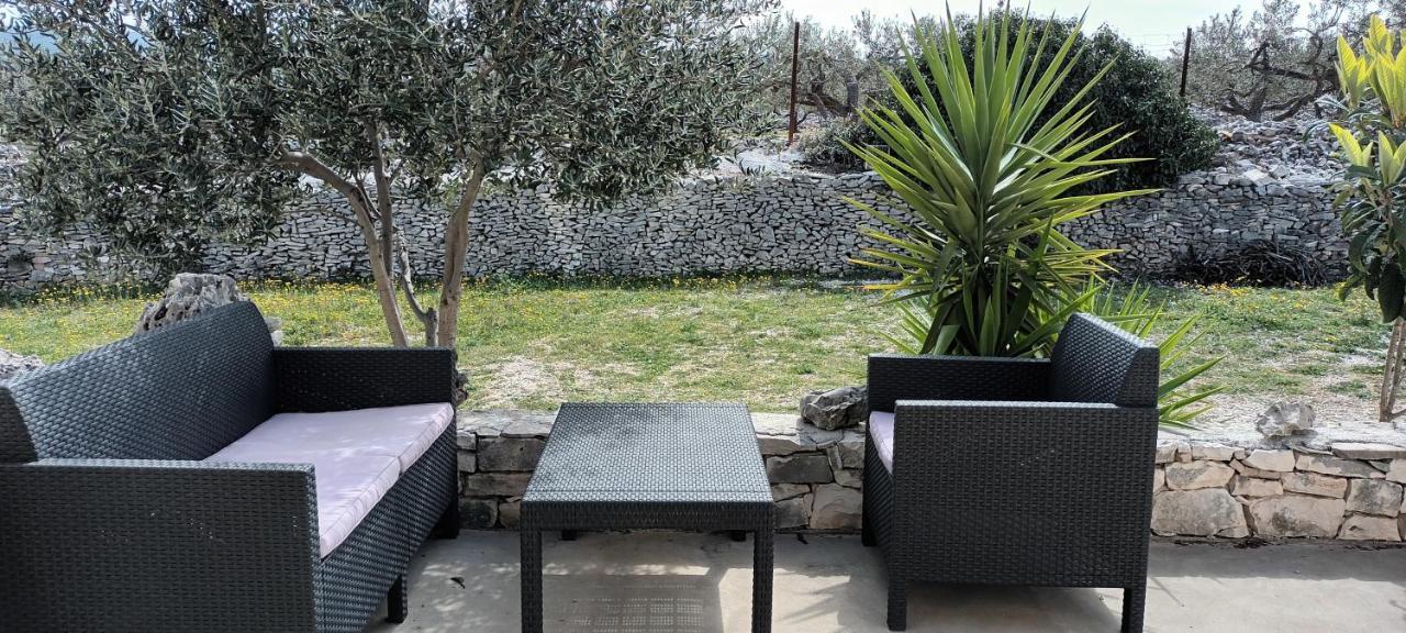 Villa Little Hill بوستيرا المظهر الخارجي الصورة